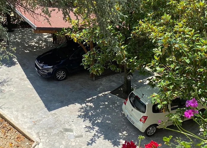 Rox E Claudia Frühstückspension 4*