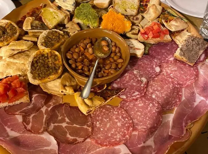 Rox E Claudia Bed & Breakfast 4*