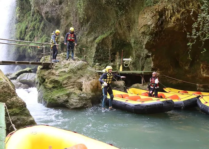 Rox E Claudia Bed & Breakfast 4*